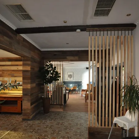 Parkhotel شفيدت