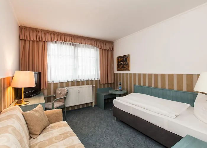 Parkhotel فندق 3*