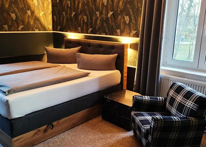 Parkhotel 3* شفيدت